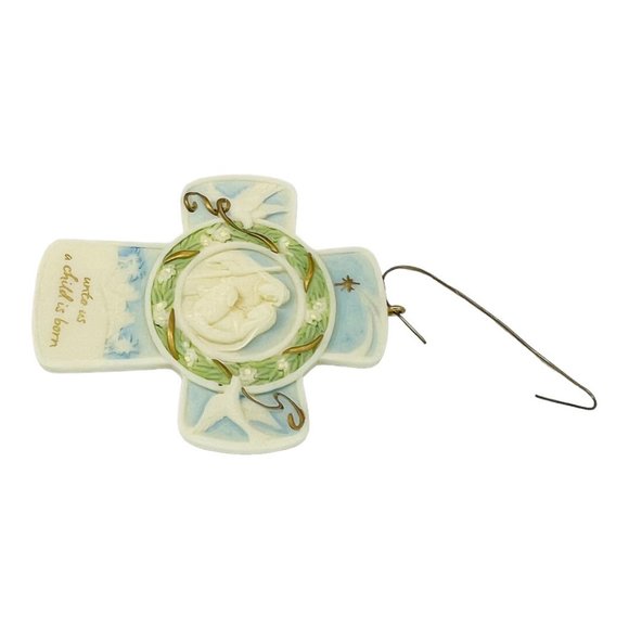 Heaven's Holy Love Unto us a Child was born Heaven's Holy Love Unto us a Child w - Picture 4 of 10